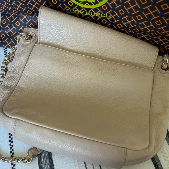 Tory Burch Whipstitch Bag Light Pink barely used. Like new with bag. - Picture 6 of 12